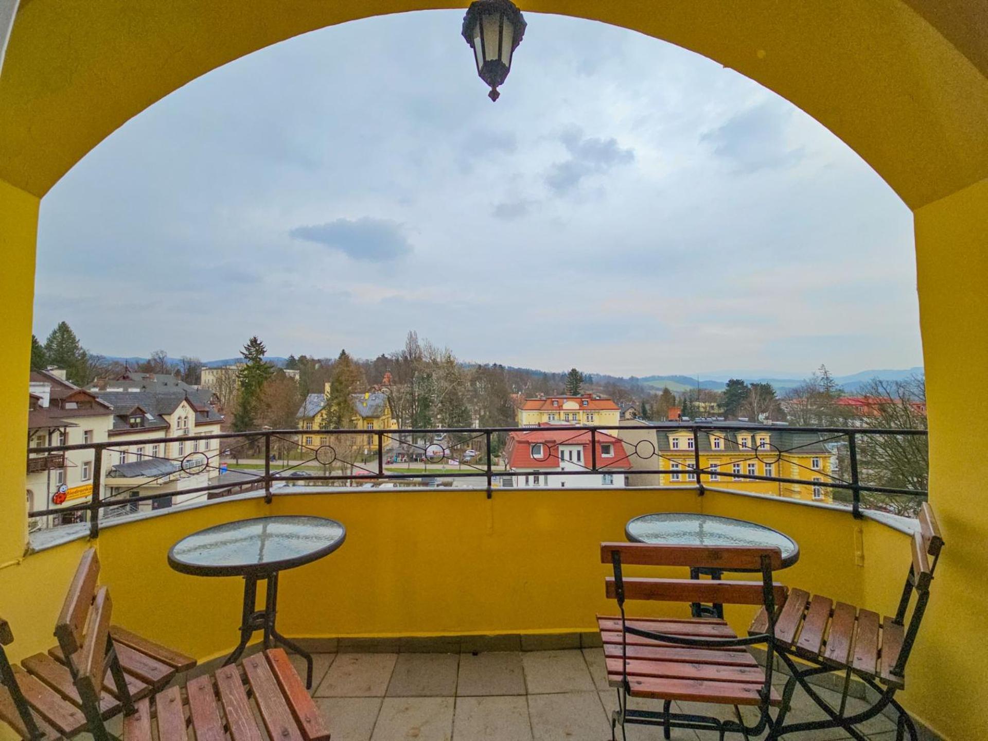 Kurort Agnes Willa Sanssouci-Dauc Bad Kudowa Exterior foto