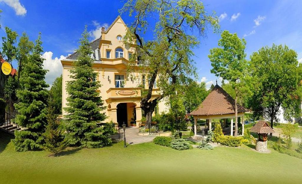 Kurort Agnes Willa Sanssouci-Dauc Bad Kudowa Exterior foto